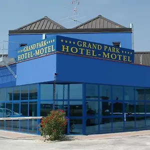 https://grand-park-hotel-motel.emilia-romagnahotels.net