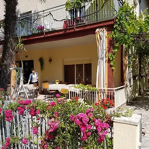https://pensione-berlati.emilia-romagnahotels.net