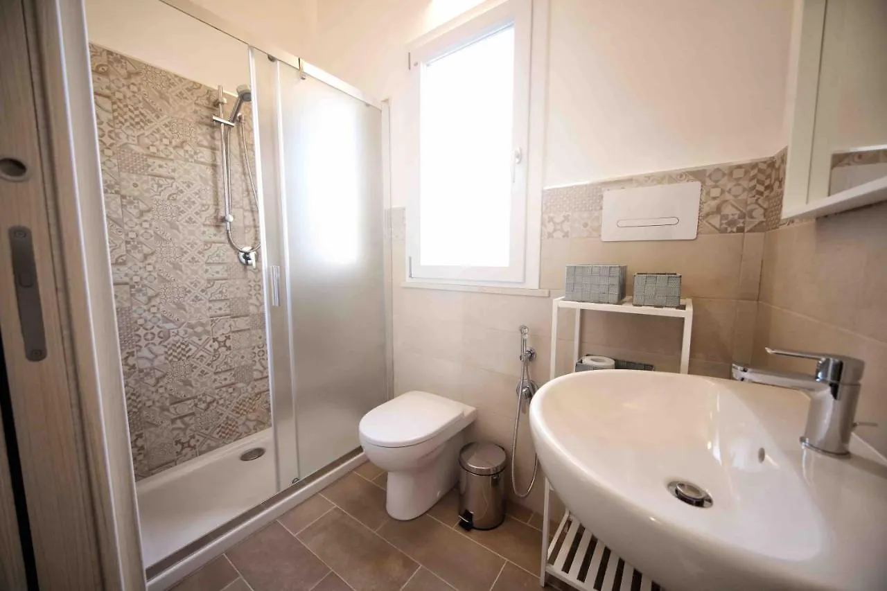 Madrice 66 Central Rooms Favignana 0*,  Italia